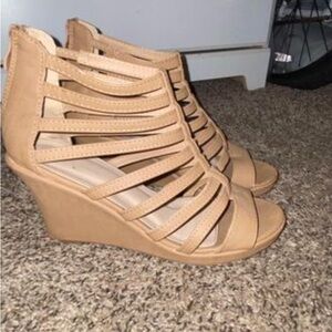 Top Moda wedged heel women’s size 8